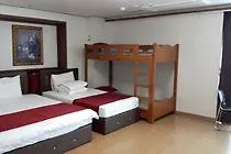 בוסאן Hotel Camelia 2*,
