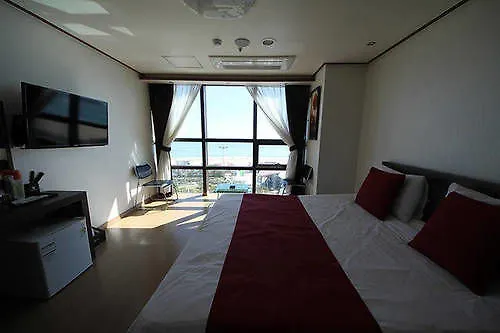 בוסאן Hotel Camelia